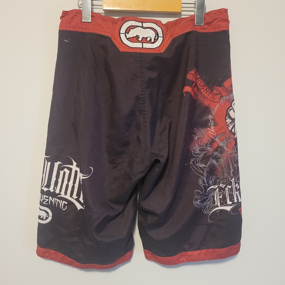 Ecko Unltd MMA Board Shorts Black Red Graphic Fight Shorts Size 30 - Picture 6 of 7